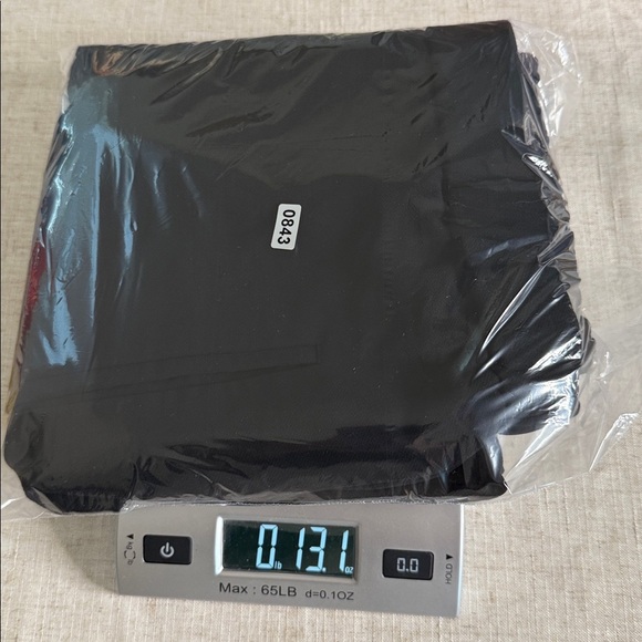 Aritzia Wilfred Crepe Darontal Pull On Pant Trousers in Black - Picture 11 of 11